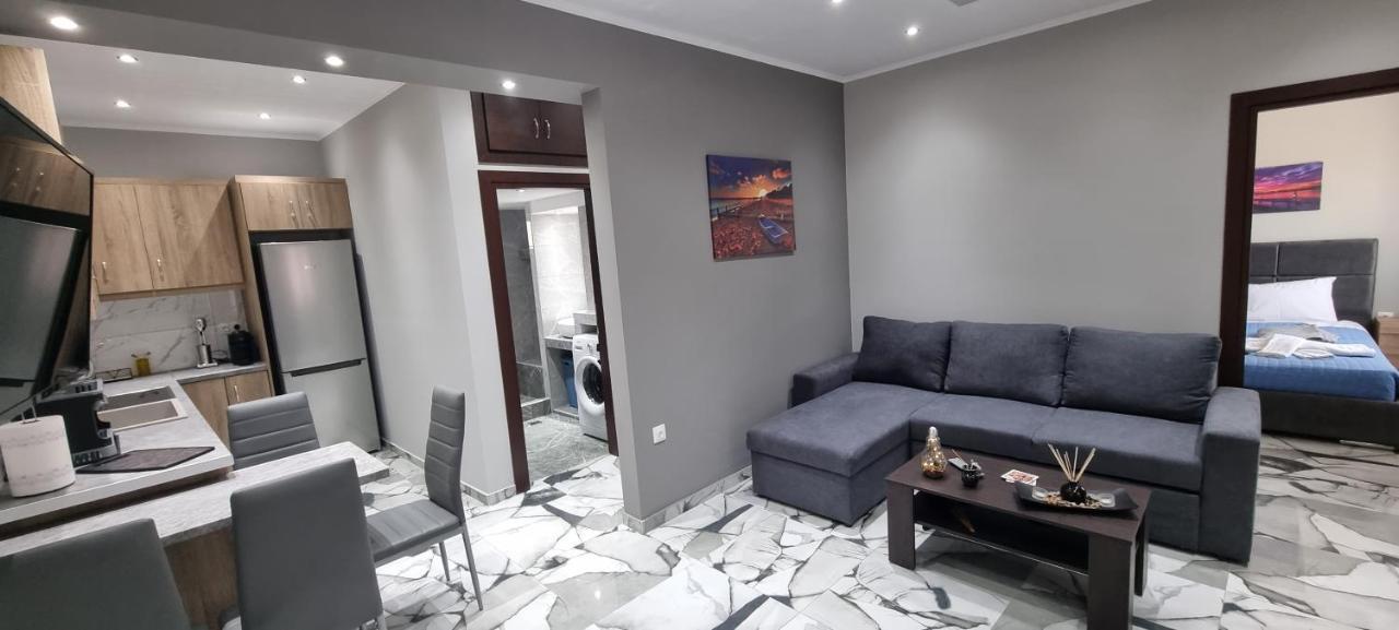 Mimarxos Luxury Apartments Chalkís エクステリア 写真