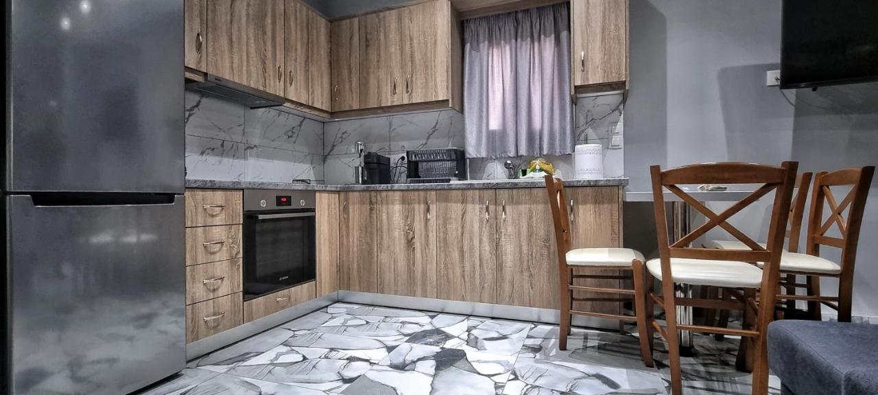 Mimarxos Luxury Apartments Chalkís エクステリア 写真